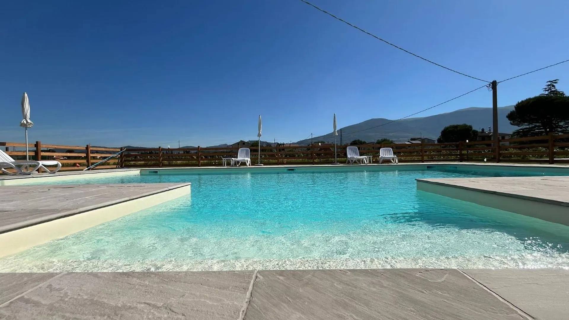 Luci Di Assisi B&B Wellness 0*,  Italia